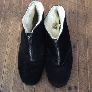 English Morelands vintage real sheepskin booties